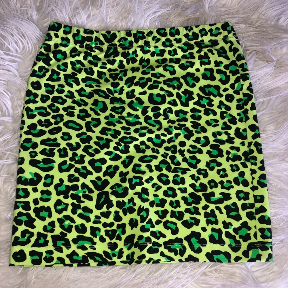 NEON LEPORD GREEN TIGHT MINI SKIRT/ brand new